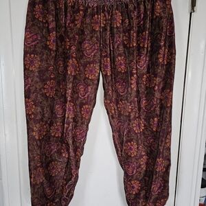 Free People One Boho Velvet Floral Pants. Size Med